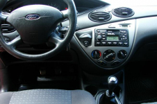 Ford Focus Bezwypadkowy , Polski salon , Super stan Piła - zdjęcie 7