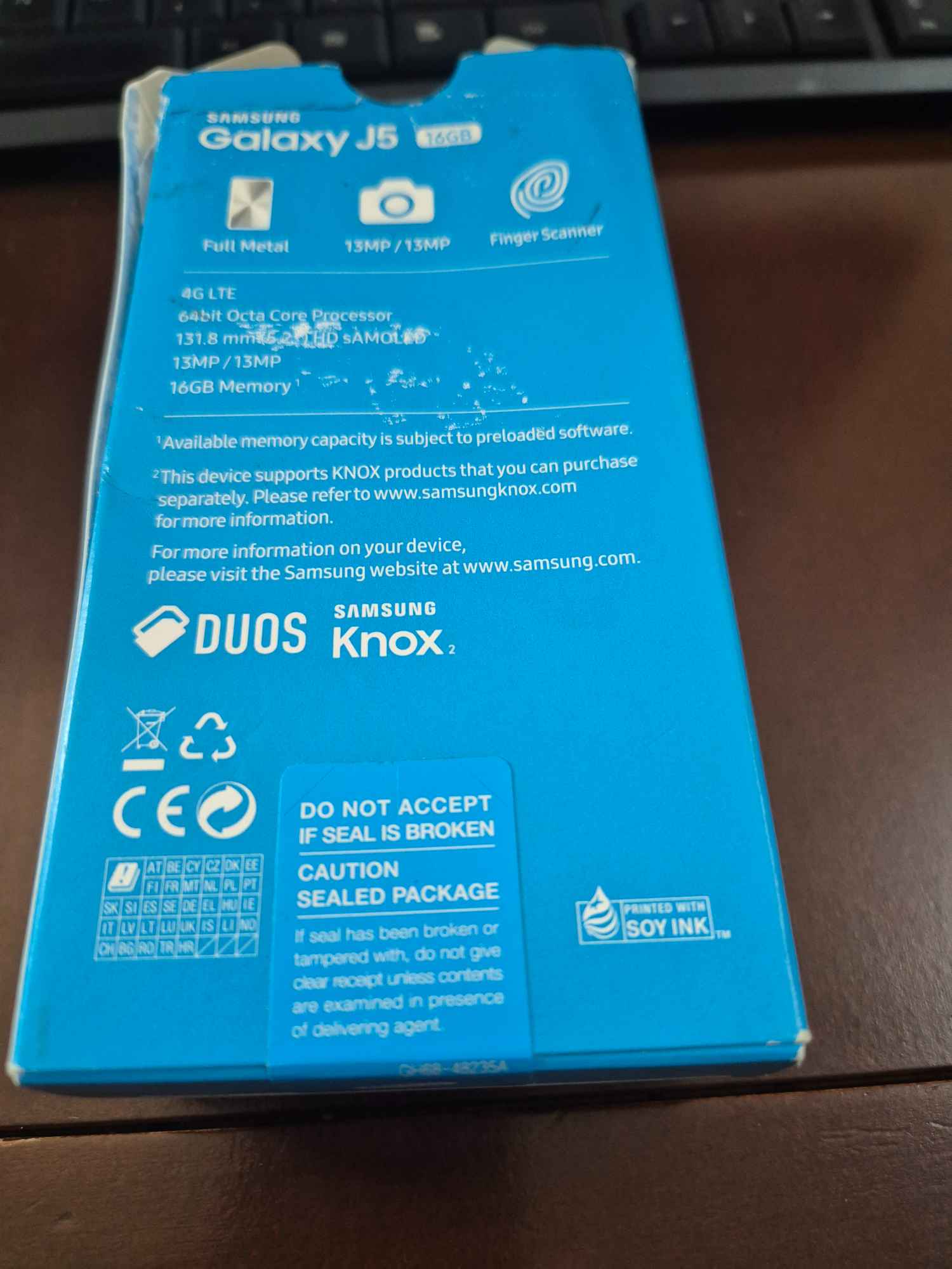 Sprzedam telefon komórkowy Samsung Galaxy J5 czarny Nowa Huta - zdjęcie 3