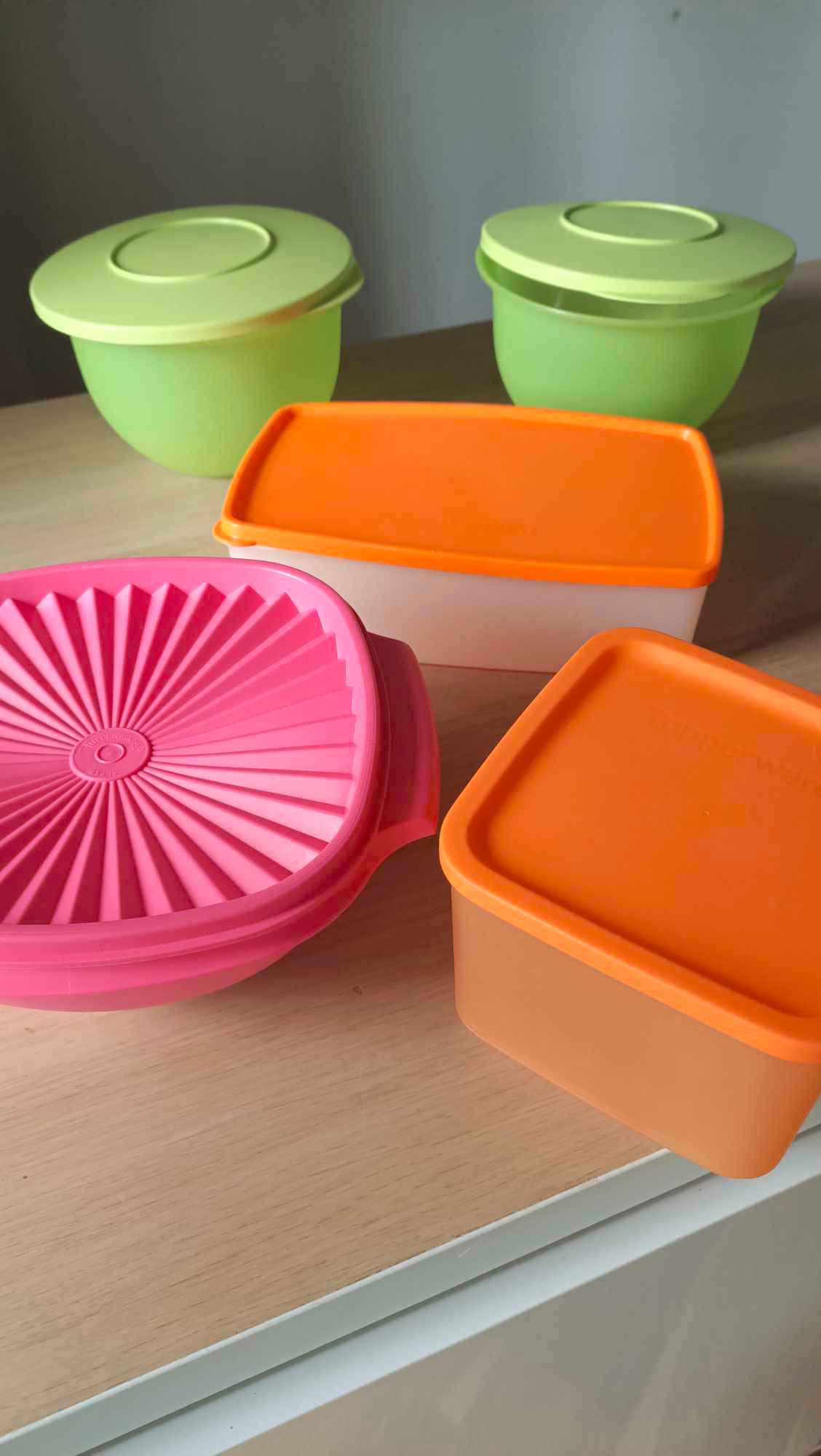 Tupperware Nowe pojemniki pudełka miski przechowywanie żywności Śródmieście - zdjęcie 1