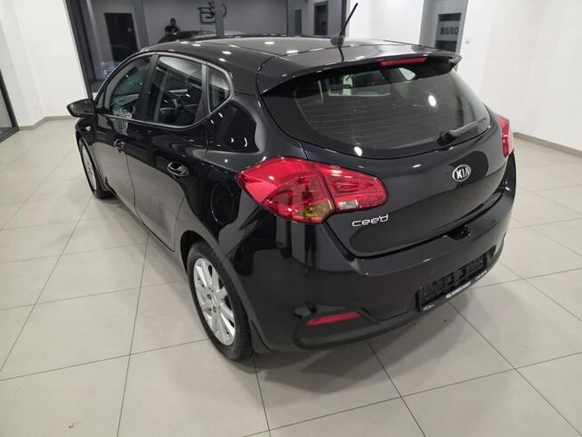 Kia Cee'd 1.6 / Bezwypadkowy/Serwisowany/Gwarancja roczna w cenie Korczyna - zdjęcie 6