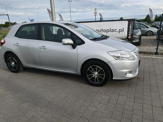 Toyota Auris Lipówki - zdjęcie 9