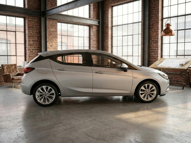 Opel Astra Bezwypadkowy rok gwarancji serwis nowe opony Kraków - zdjęcie 4