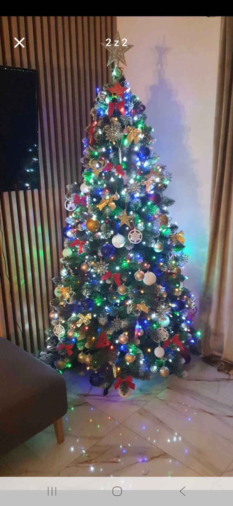 Sprzedam choinke w idealnym stanie 200cm wysoka końcówki ośnieżone Kamionka Wielka - zdjęcie 1