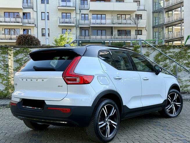 Volvo XC 40 2.0 B4 R-Design Faktura VAT 23% harman &amp; kardon Tarnowskie Góry - zdjęcie 3