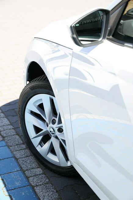 Škoda Octavia 1,5 150 KM Ambition-rej.2023 bezwypadkowa, serwisowana Tychy - zdjęcie 9