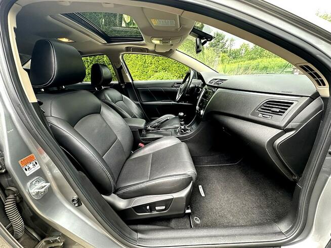 Suzuki Kizashi 2.4 4x2 178 KM Bogata wersja Keyless Go Skóry 2xPDC Wrocław - zdjęcie 7