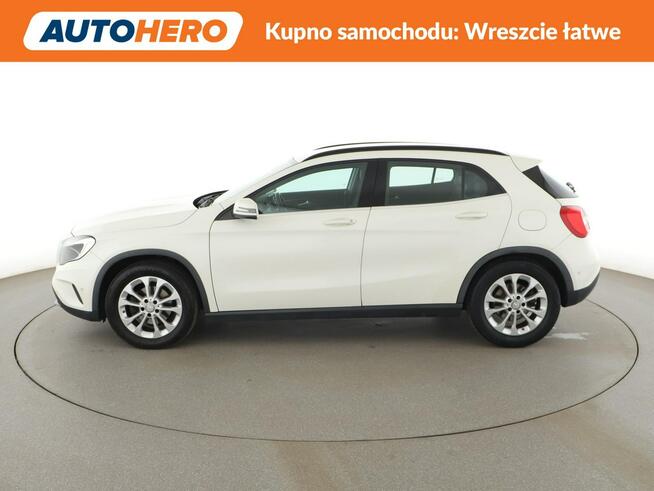 Mercedes GLA 200 klima navi grzane fotele czujniki parkowania hak Warszawa - zdjęcie 2