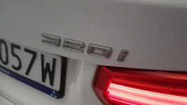 BMW 320 i xDrive Advantage ! Z Polskiego Salonu ! Faktura Vat ! Warszawa - zdjęcie 12