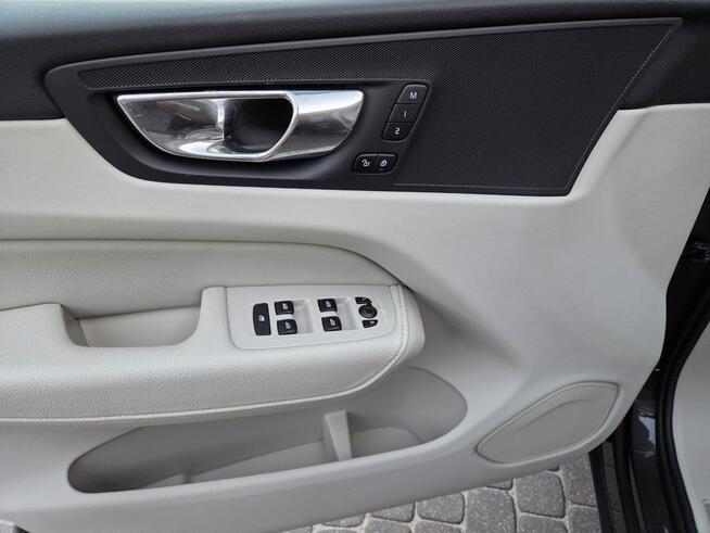 Volvo XC 60 FV VAT 23% Brutto Inscription Bezwypadek Serwis Piękny Zagnańsk - zdjęcie 11