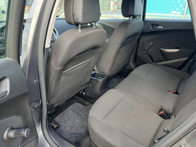 Opel Astra J 1.4 b. Kraków - zdjęcie 7