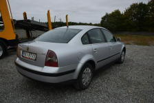 Volkswagen Passat 1.9TDI Klima Sedan 2003 rok Lift Tarnogród - zdjęcie 5