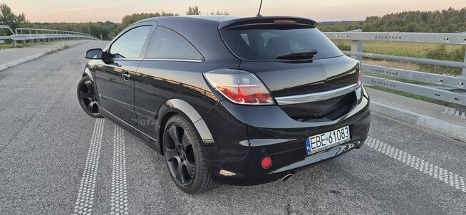 Opel ASTRA 1.8 GTC opc line 2.09r.zDeGwPrzOryDoinZare.132tkm Bełchatów - zdjęcie 4