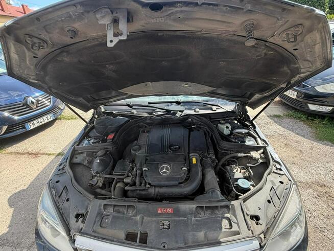 Mercedes-Benz C 180 156 KM 2010 Zwoleń - zdjęcie 12