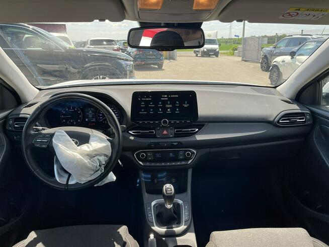 Hyundai i30 1.5l LED HAK Kamera Podgrzewanie Klimatronik Gliwice - zdjęcie 7