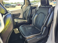 Chrysler Pacifica LIMITED / Hybryda / niski przebieg Tarnów - zdjęcie 11
