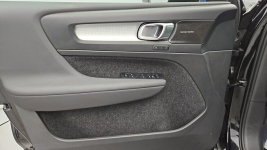 Volvo XC 40 B3 Plus Dark aut ! Z Polskiego Salonu ! Faktura VAT ! Warszawa - zdjęcie 10