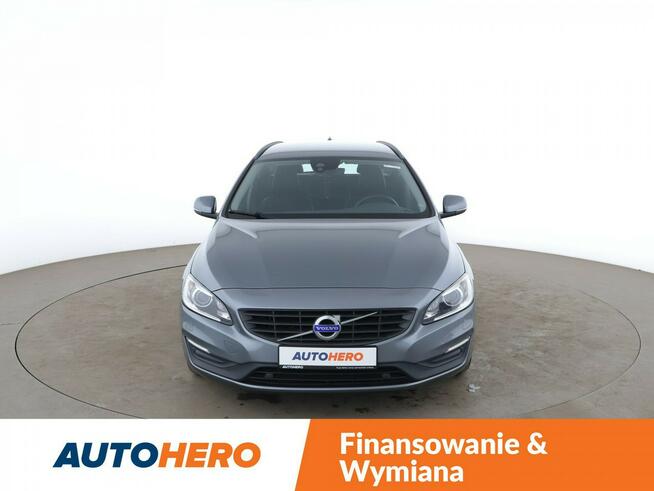 Volvo V60 automat/ 190KM/ navi/ grzane fotele /PDC/ bixenon/ Bluetooth Warszawa - zdjęcie 10