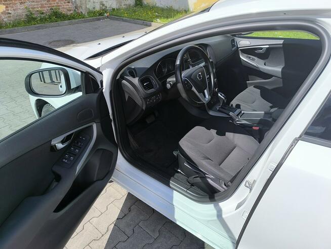 Volvo V40 Niski przebieg, Serwisowany, Automat ! Tomaszów Mazowiecki - zdjęcie 12