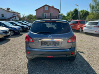 Nissan Qashqai 2008 rok  2,0 Benzyna 141KM  Ładny Zadbany Samochód Białogard - zdjęcie 9