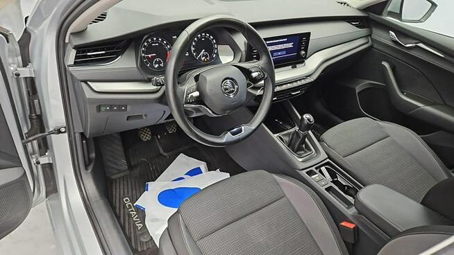 Škoda Octavia 2.0 TDI Ambition ! Z Polskiego Salonu ! Faktura Vat ! Warszawa - zdjęcie 9