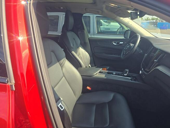 Volvo XC 60 Bogata wersja wyposażenia / AWD / T8 / niski przebieg Chwaszczyno - zdjęcie 10