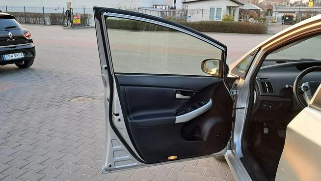 Toyota Prius 1.8 Plug-IN Hybrid Skóra Klimatronik możliwa ZAMIANA Rawa Mazowiecka - zdjęcie 10
