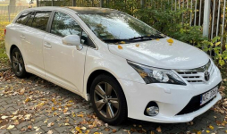 Samochód osobowy Toyota Avensis Wagon MR 12 - 38.700,00 zł Warszawa - zdjęcie 2