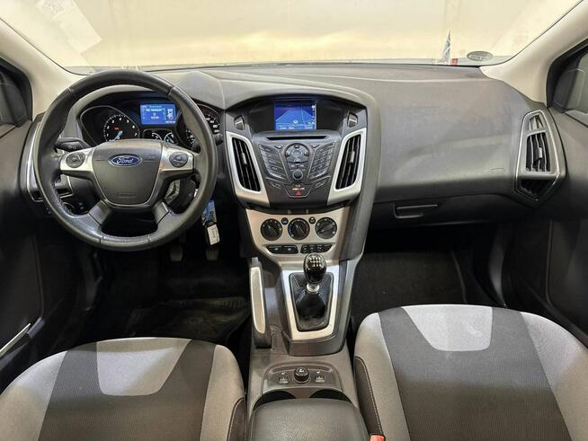 Focus 1.6 150km NAVI pdc KLIMA podgrzewane fot SERWIS 2012 Tychy - zdjęcie 3