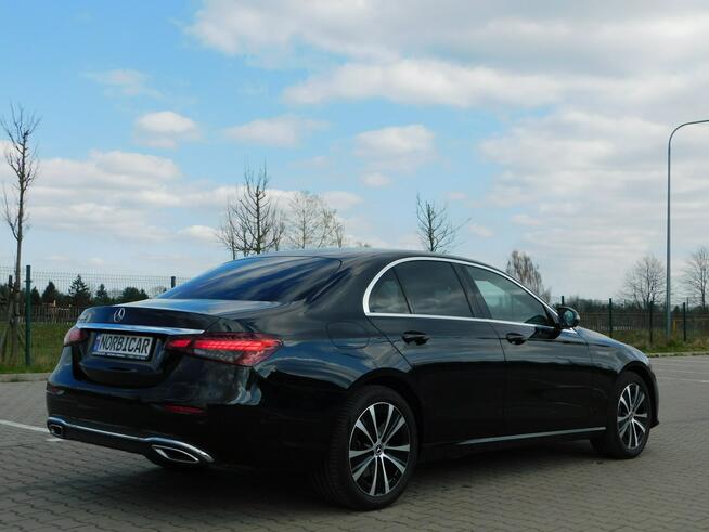 Mercedes E 320 z Gwarancją Bezwypadkowy Model 2022r Żyrardów - zdjęcie 4