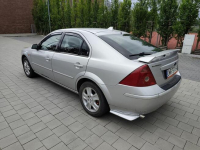 Ford Mondeo MK3 2.0 146KM GHIA 2002r Wrocław - zdjęcie 4