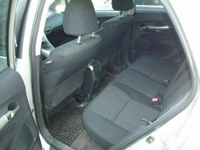 Toyota Auris bardzo dobry stan/ Klimatronik/ 6 biegów/ 126 KM Katowice - zdjęcie 7