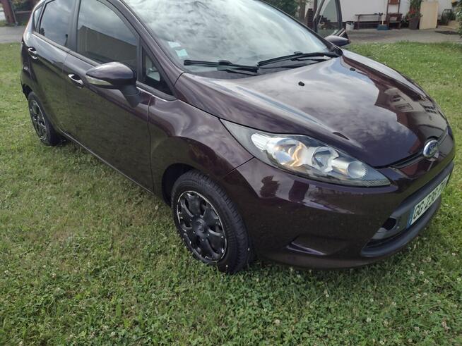 Ford Fiesta 1,2 benzyna 2010 Krosno - zdjęcie 4