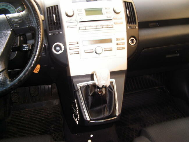 samochód osobowy Toyota Corolla Verso Września - zdjęcie 4