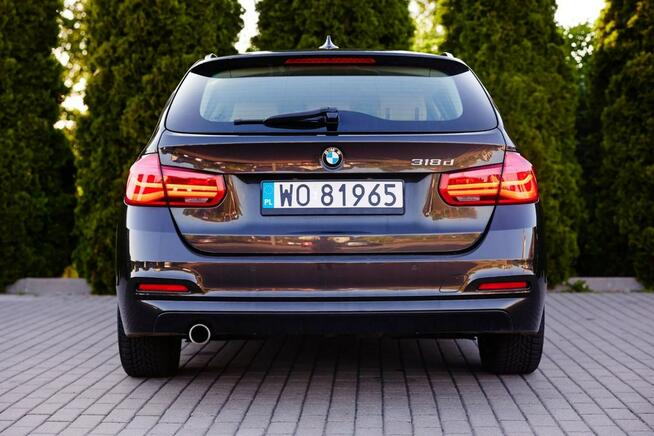 BMW 318 2.0d_B47_Skóra_Navi_El.klapa Rzekuń - zdjęcie 5