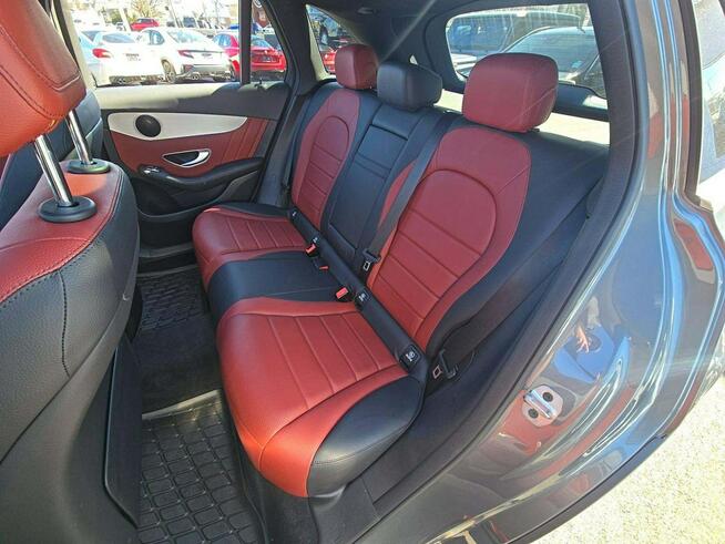 Mercedes GLC 300 4Matic / pakiet AMG / niski przebieg Wrocław - zdjęcie 10