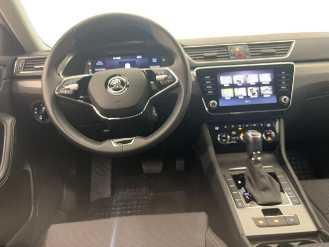 Skoda Superb 2.0 TDI SCR STYLE DSG Warszawa - zdjęcie 9