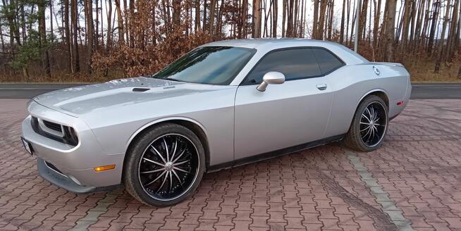 Dodge Challenger 5.7 V8 Hemi R/T Plus. Alu 22 cale. Kaliforn Wola Mrokowska - zdjęcie 11