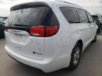 Chrysler Pacifica 2018, 3.6L hybryda, po gradobiciu Warszawa - zdjęcie 4