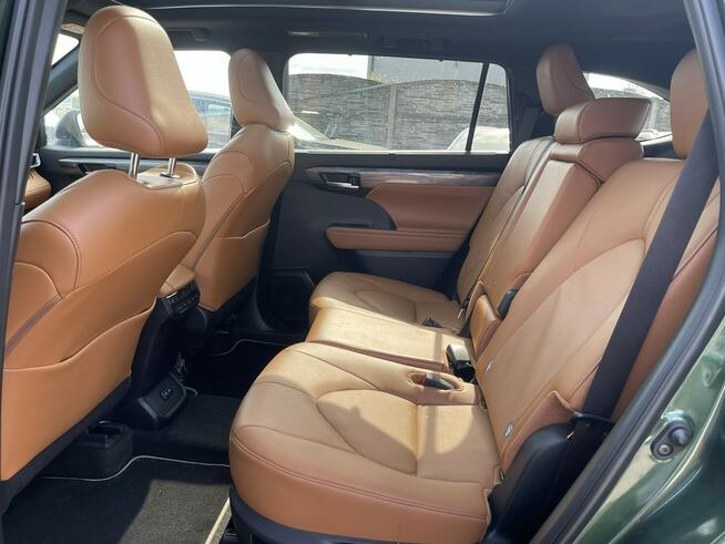 Toyota Highlander Hybrid AWD Panorama  Kamery 360 Skóra 7os.  248KM Gliwice - zdjęcie 12