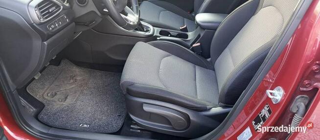 Hyundai i30 1.5 DPI Classic + Dąbrowa Górnicza - zdjęcie 6