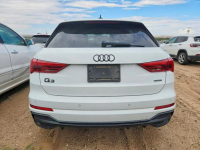 Audi Q3 Bogata wersja wyposażenia / S-Line / niski przebieg Tarnów - zdjęcie 6