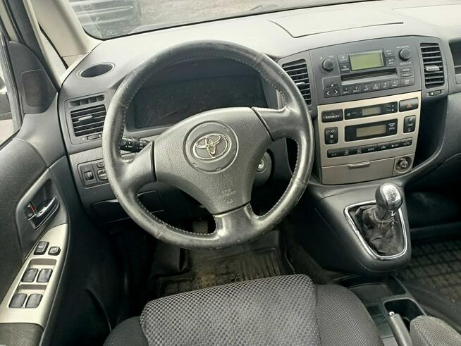 Toyota Corolla Verso 2.0 D-4D 90km 05r Tarnów - zdjęcie 7