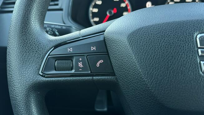 Seat Ibiza 1.0 Benzyna 2019 80 KM Bardzo ładny stan niski przebieg Gdynia - zdjęcie 10