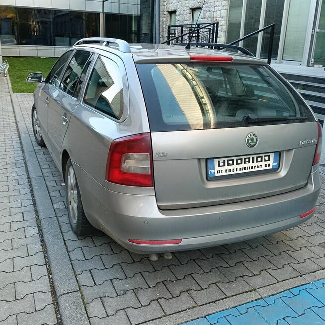 SKODA OKTAVIA 2 COMBI 2010 R. Zakopane - zdjęcie 2