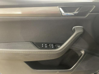SKODA SUPERB 2.0 TDI SCR STYLE DSG KOMBI Warszawa - zdjęcie 12
