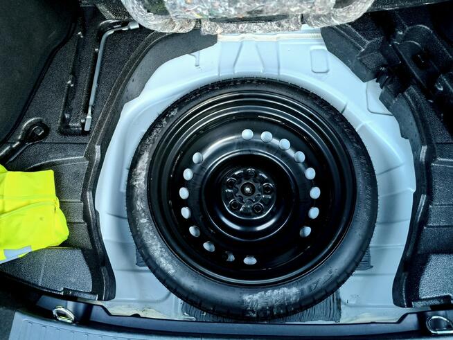 Toyota Prius 2018*1.8vvti*Hybrid*Hud Bibice - zdjęcie 12