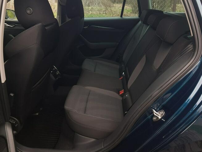 Škoda Octavia 2,0 TDI AMBITION KRAJOWY I-WŁAŚCICIEL SERWISOWANY Poręba - zdjęcie 6