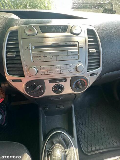 Hyundai i20 1.2 Classic Kielce - zdjęcie 7