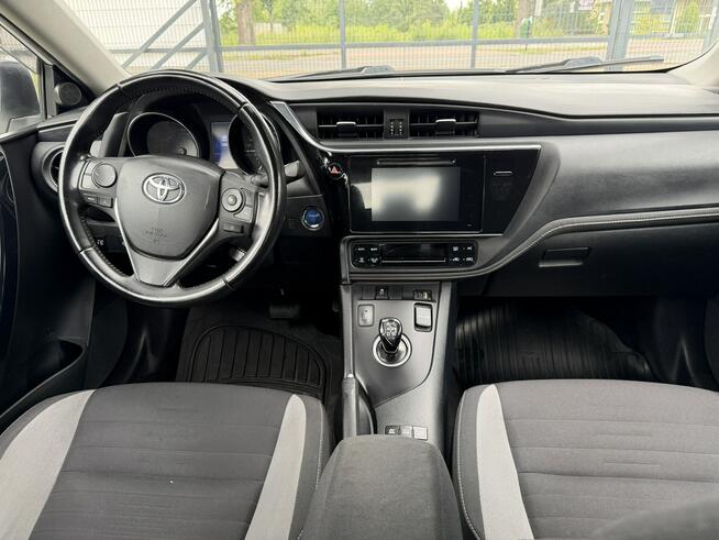 Toyota Auris 1.8 HSD 136KM  Serwisowany Kamera Ładny stan Otwock Mały - zdjęcie 11