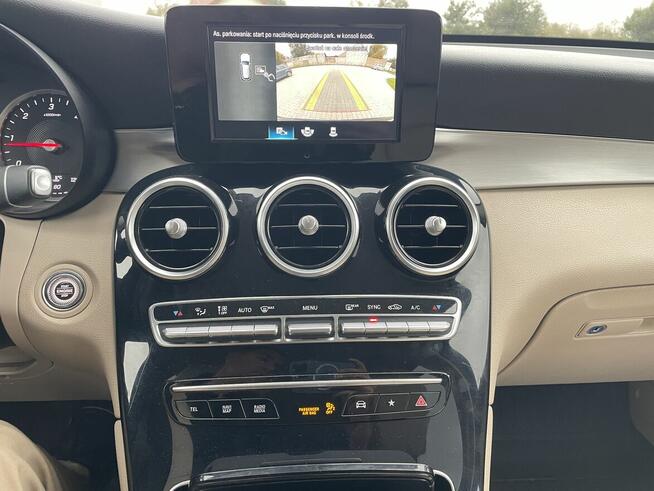 Mercedes GLC 220D 2019r 2.0 194KM Salon PL ASO Lubartów - zdjęcie 11